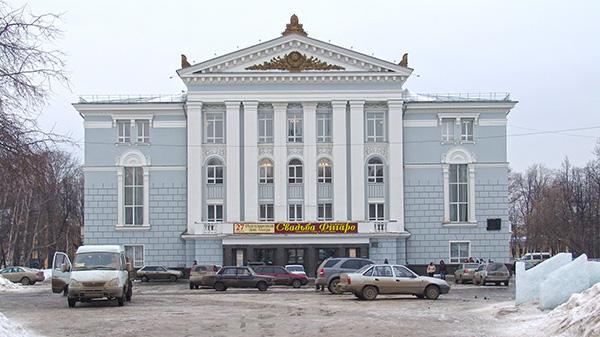 Пермский театр оперы и балета снизил цены на билеты на 50%